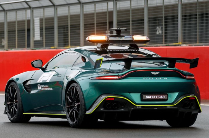 aston_martin_vantage_ 06